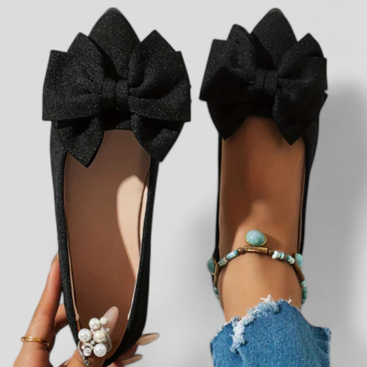 Esmelina | Balerinos su kaspinu