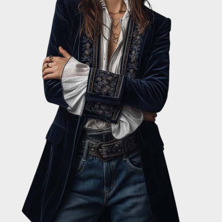 Sara™ | Elegantiška Striukė