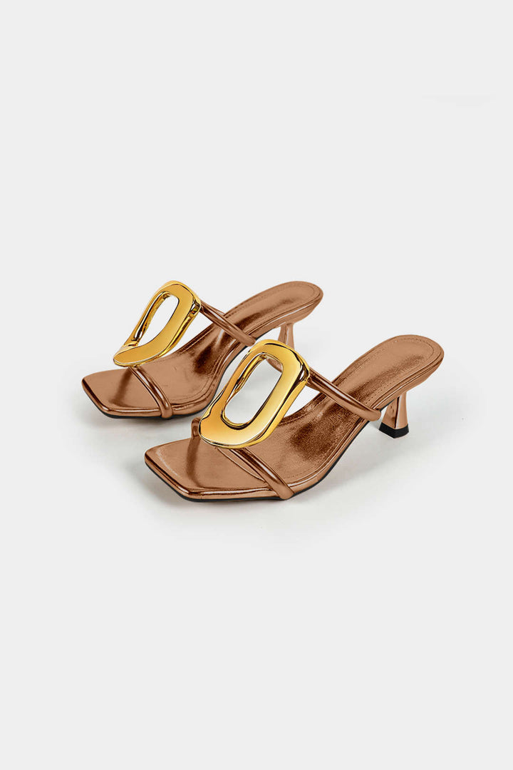 Saltos Quadrados de Metal