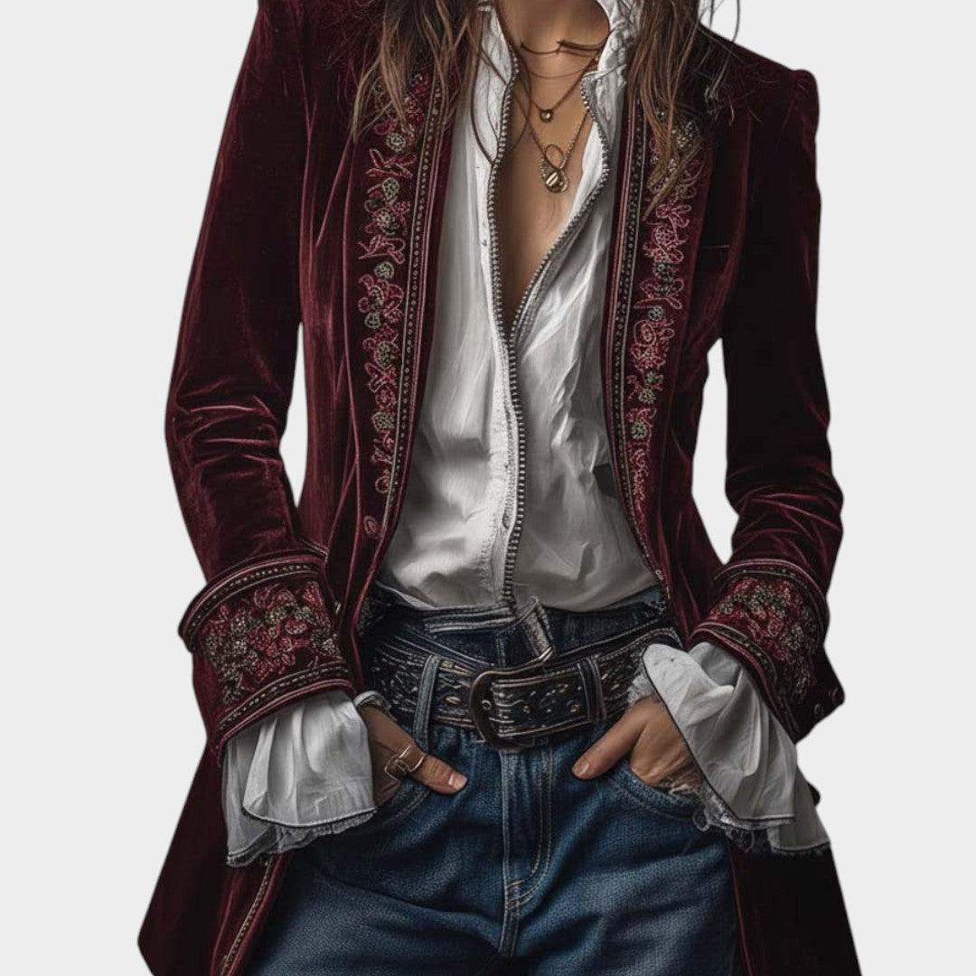 Sara™ | Elegantiška Striukė