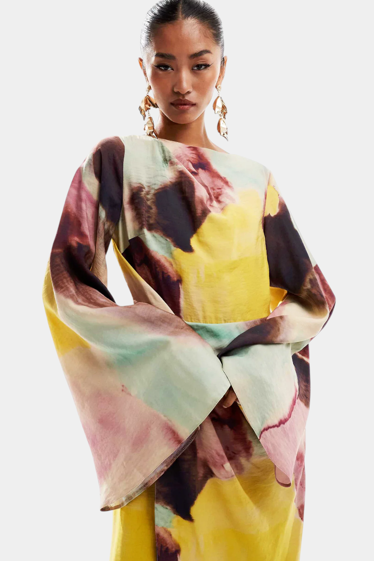 Dana Maxi Suknelė su Akvarelės Spauda ir Skulptūriniu Priekiu