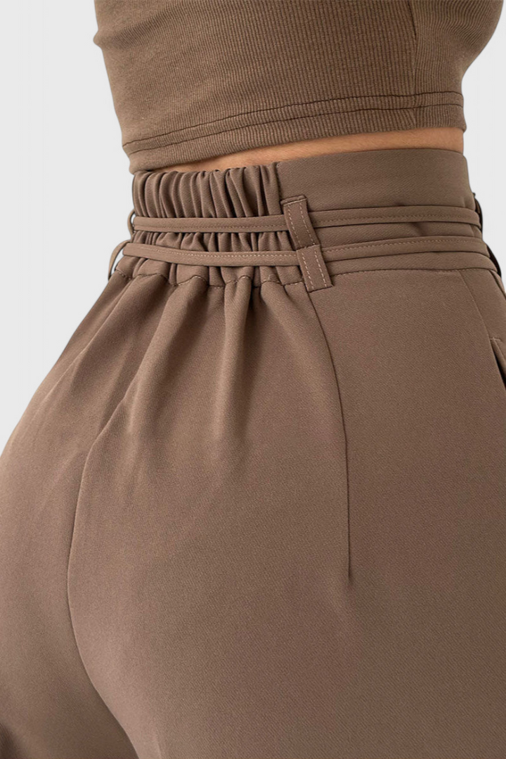 Sophie pločių kojų kelnės su raišteliais