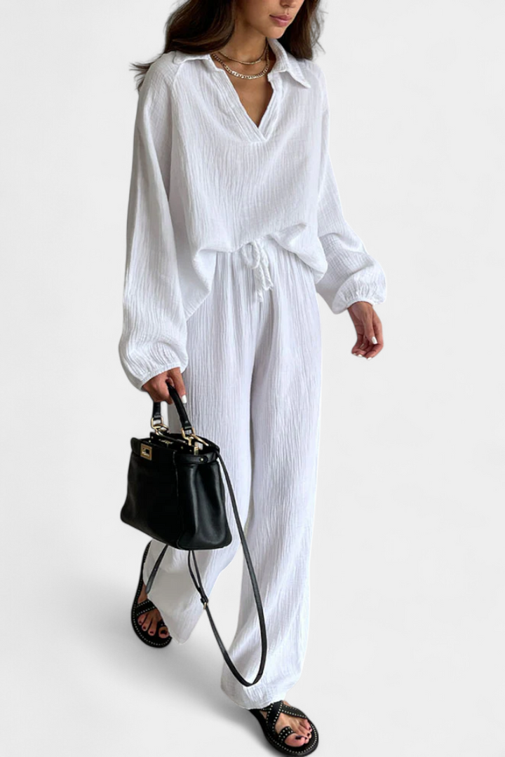 Aya Dviejų Dalių Medvilnės Komplektas su V-formos Iškirpte