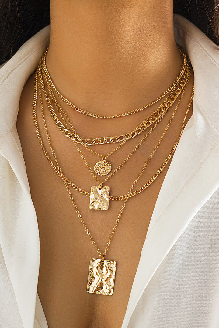 Geometrinė metalinė grandinėlė