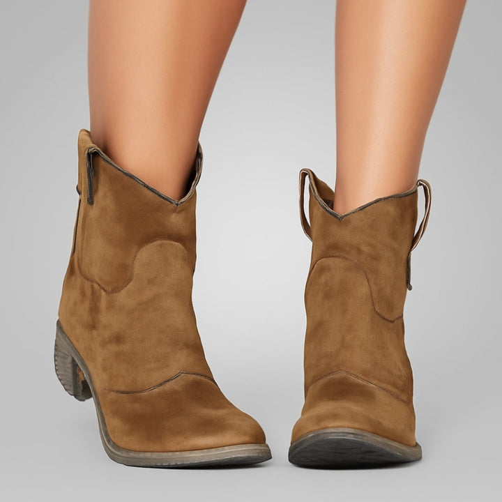 Carlota – Botins Eternos