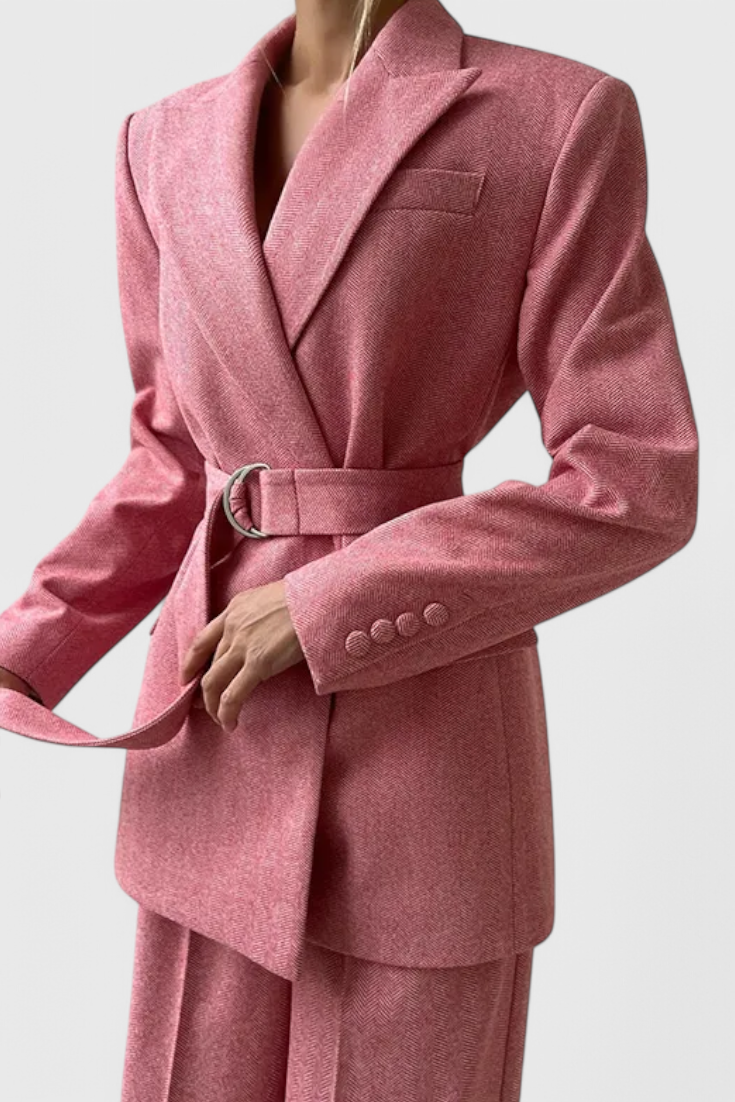 Fato de calças Evena para uma elegância confiante