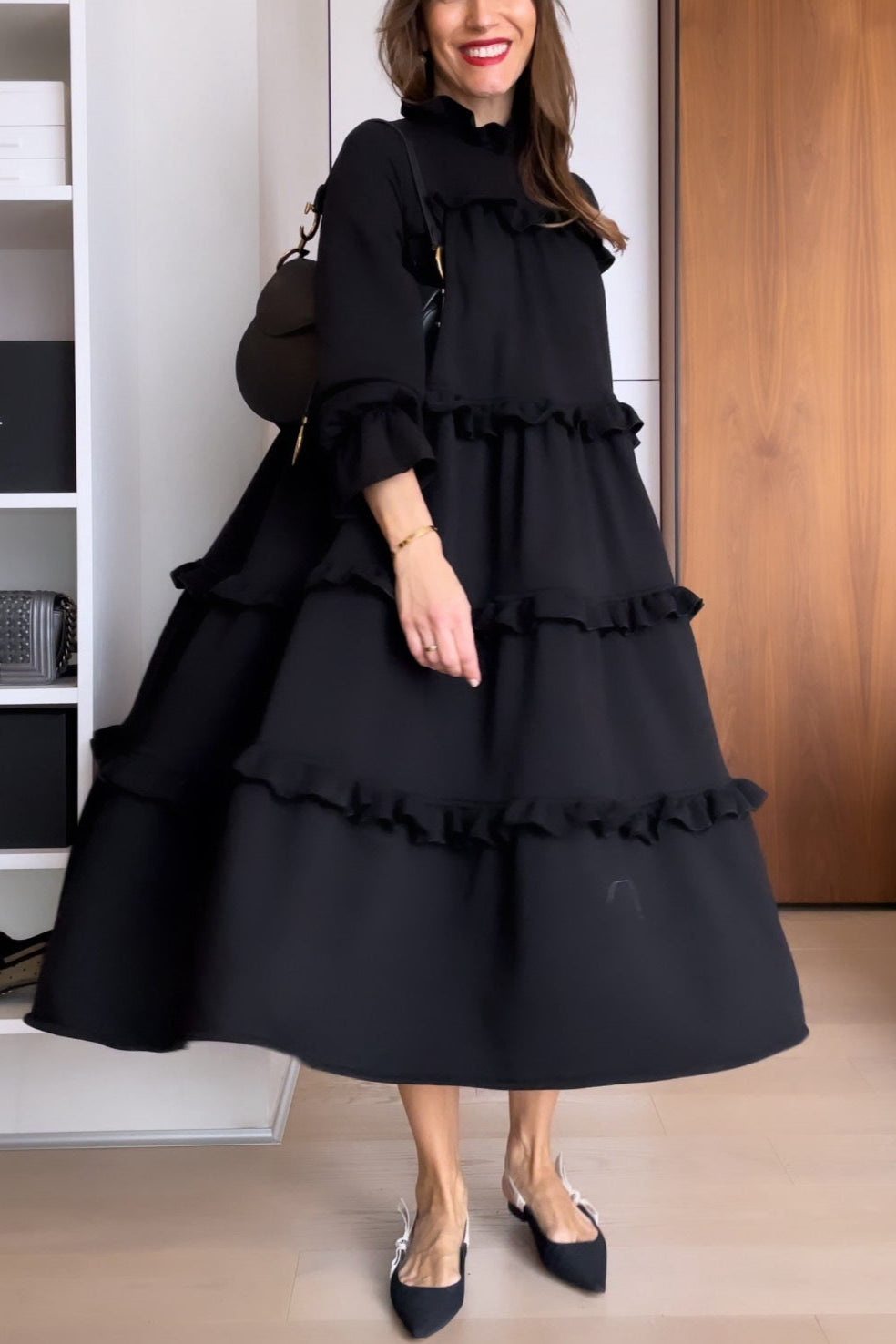 Jada Suknelė su volanais ir kasdienišku-šiku siluetu