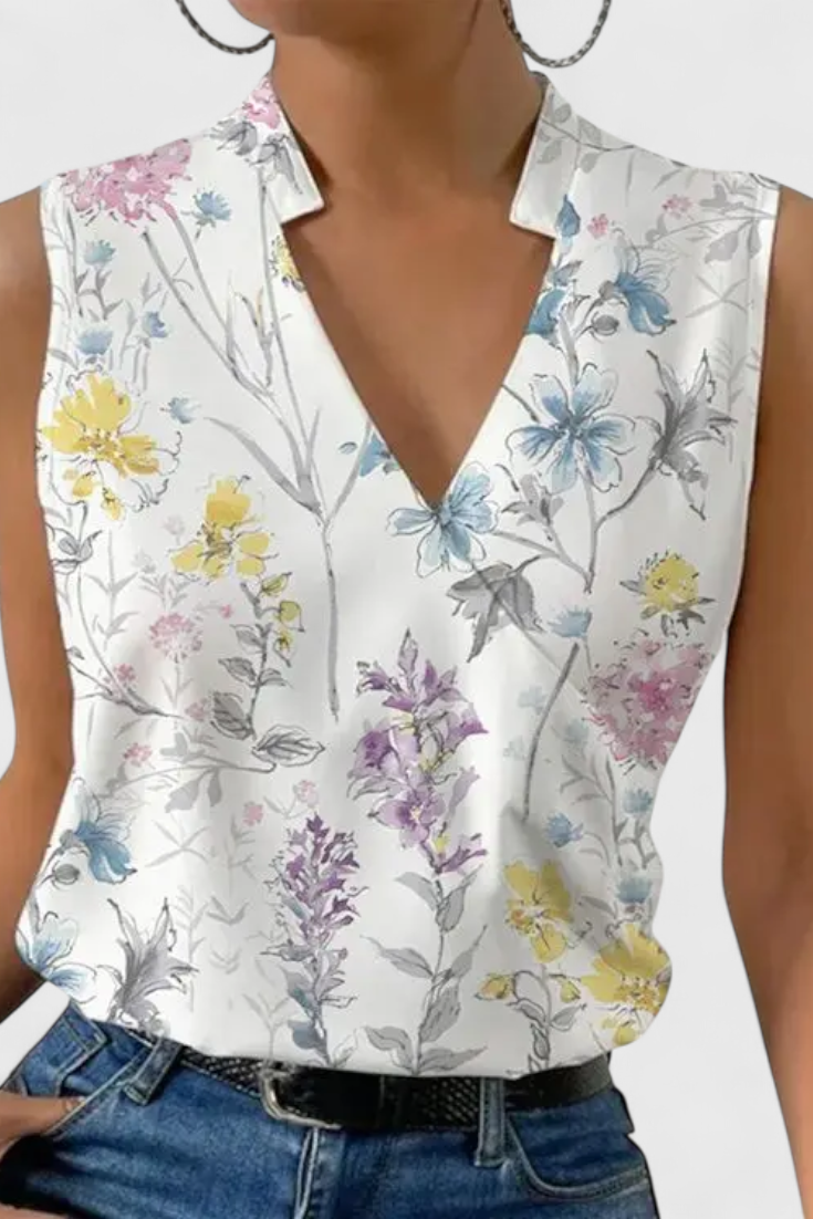 Yariela | Vasarinis Topas su V formos iškirpte