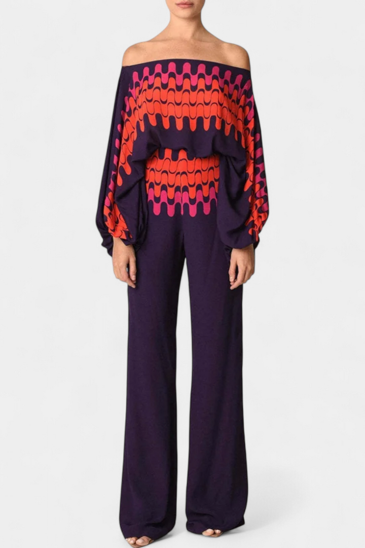 Sybella Dviejų Dalių Komplektas su Atvirais Pečiais ir Plataus Pjaustymo Kelnėmis