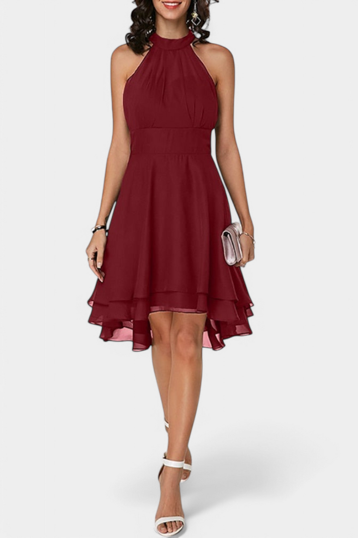 Anouk Suknelė su Volanais ir Prigludusia Siluetu