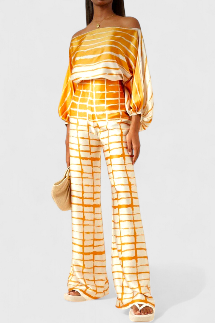 Sybella Dviejų Dalių Komplektas su Atvirais Petnešomis ir Platomis Batai