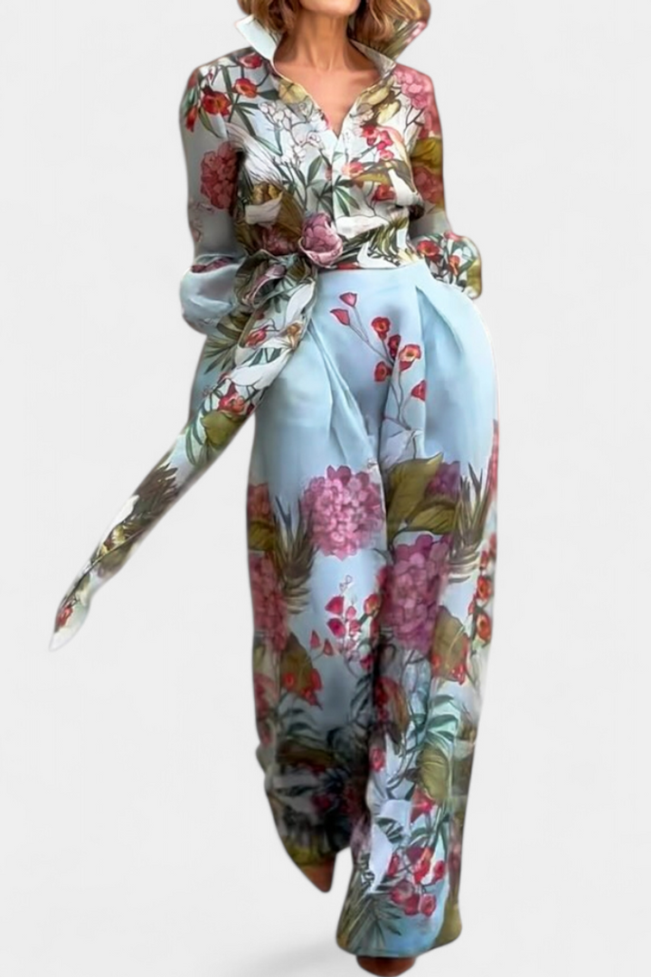 Conjunto Elegante Sanne com Camisas de Padrão Floral e Calças Fluídas