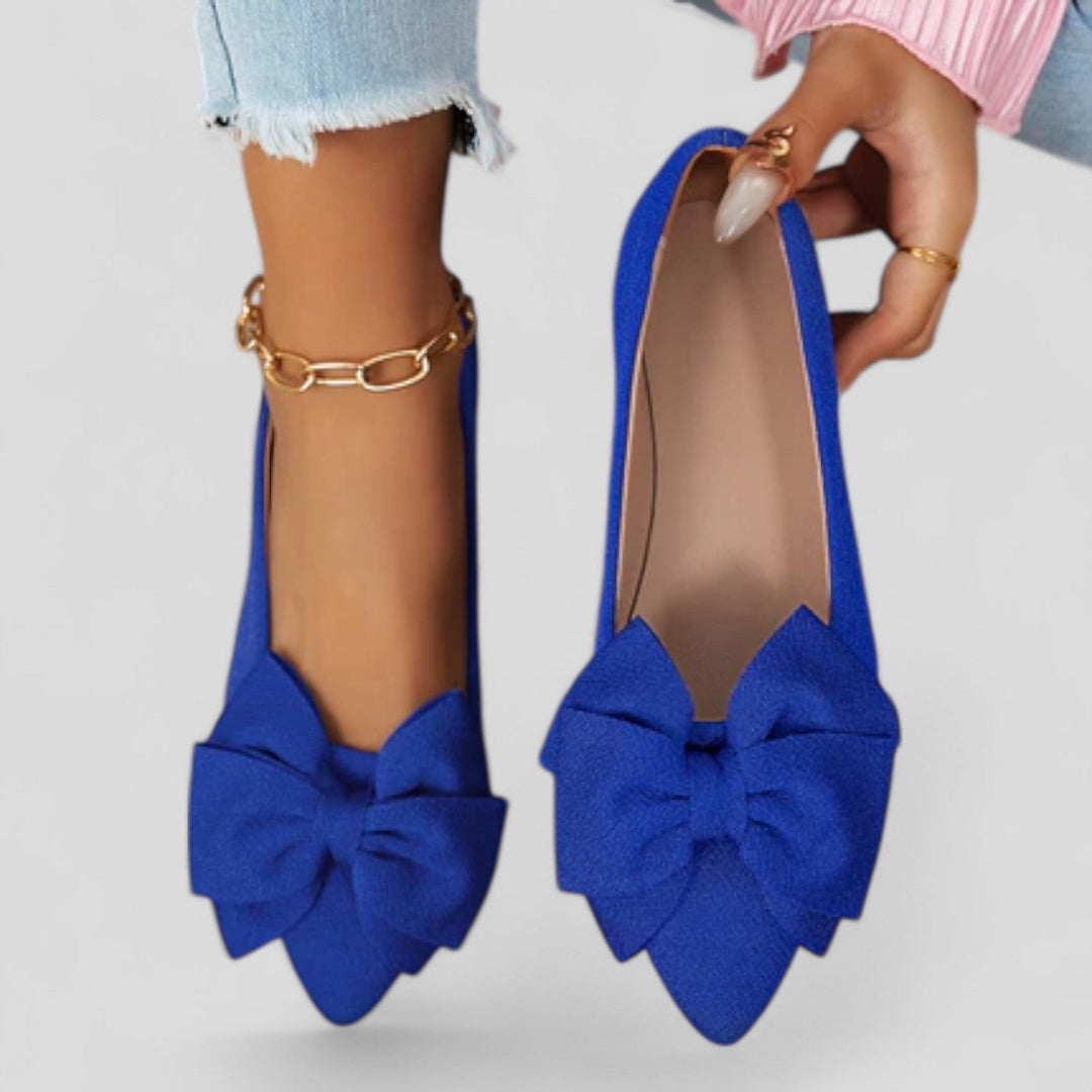 Esmelina | Balerinos su kaspinu