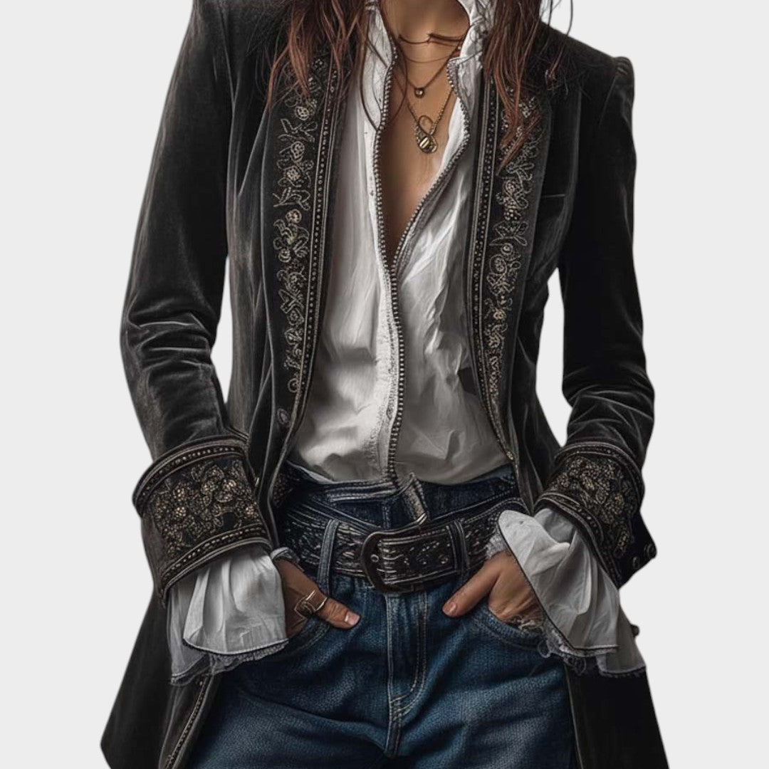 Sara™ | Elegantiška Striukė