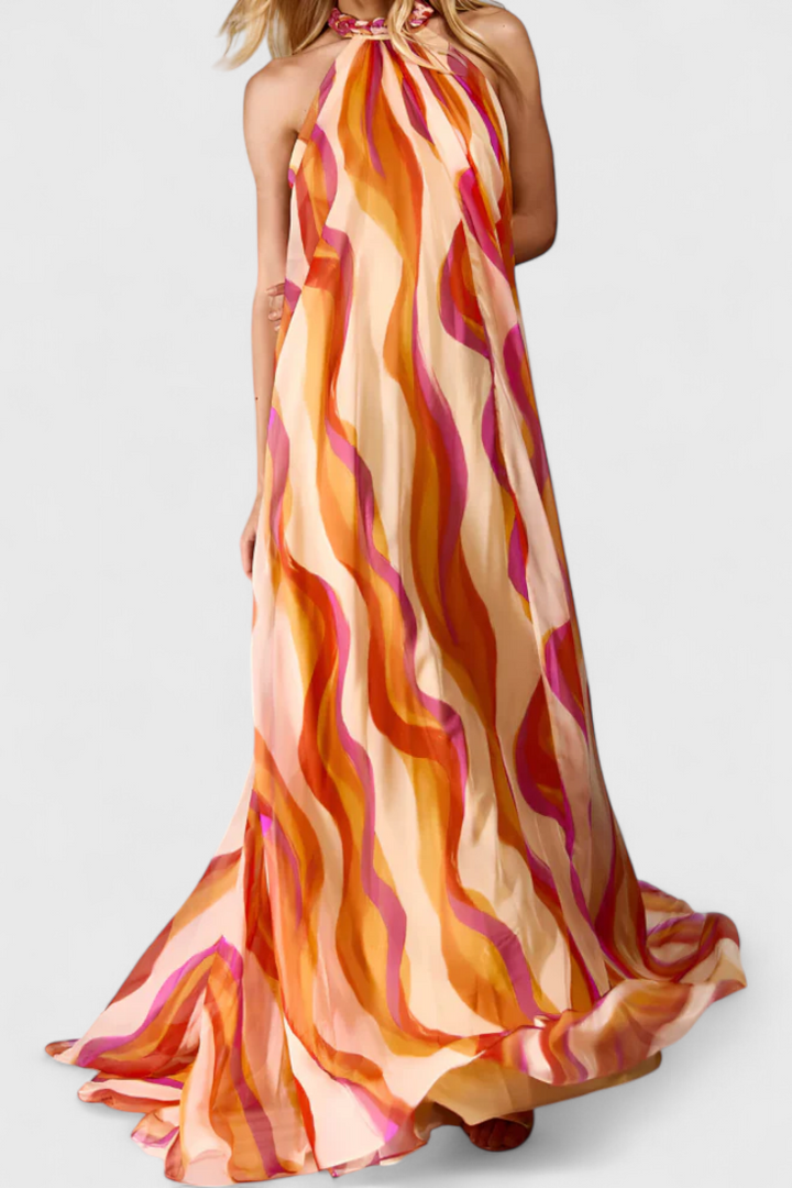 Vestido Remi Maxi Halter com Padrão Ondulado e Elegantes Tranças