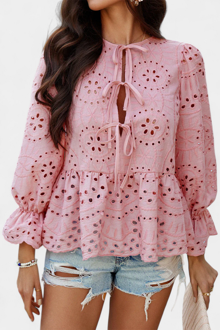 Kayden | Viršus Bohemijos Nėriniais su Laidžiu Kirpimu