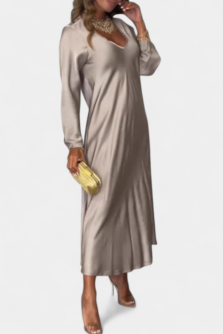 Riva Plazdančioji Suknelė su V formos Dekolte ir Ilgomis Rankovėmis