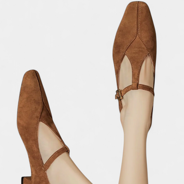 Sapatos de salto Elly Zemas com tira e fivela