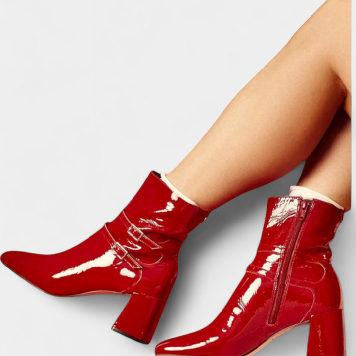 Vivi Raudoni Batai su Stambiais Kulnais