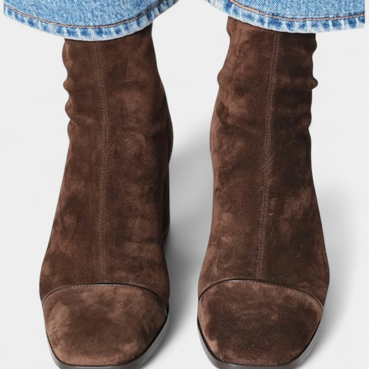 Botins Erica com Salto Grosso