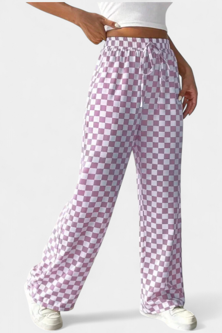 Hilaria Platas Kelnės su Keturiomis Linijomis