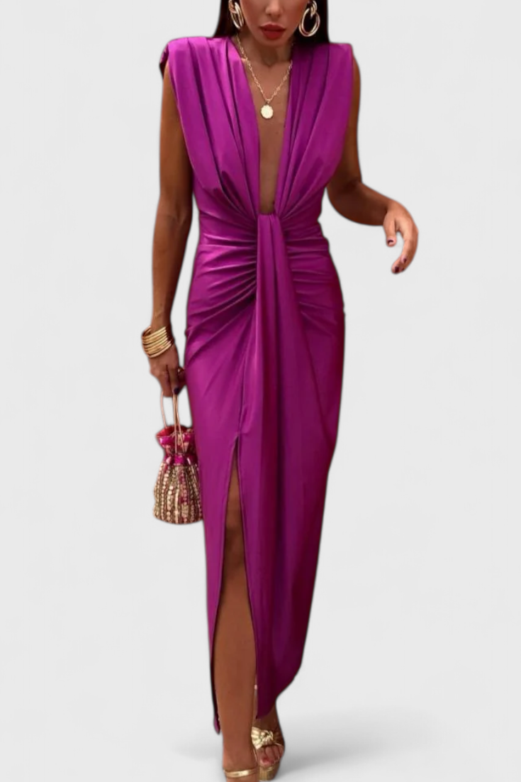 Vestido Midi Lakisha com Decote Profundo