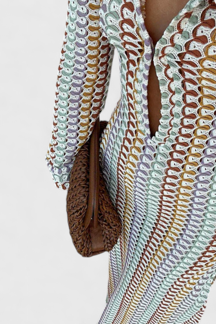 Vestido Crisanta em Cores Variadas e Com Mangas Longas