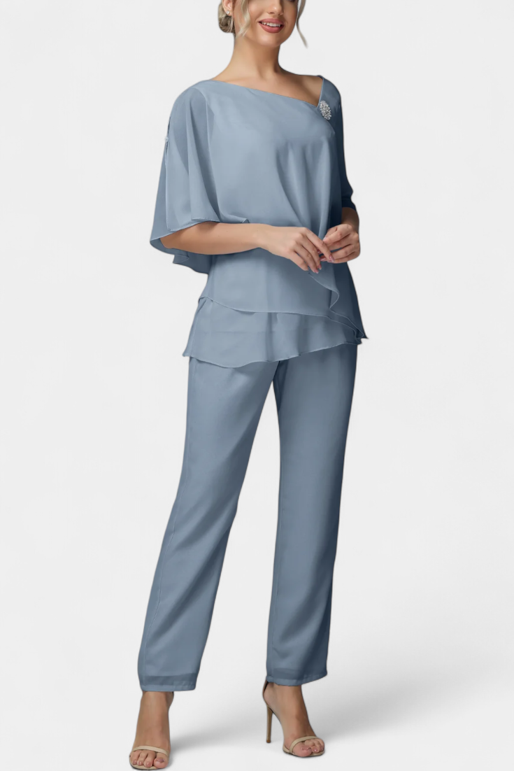 Conjunto Ramona Divu Daļu com Silhueta Feminina sem Esforço