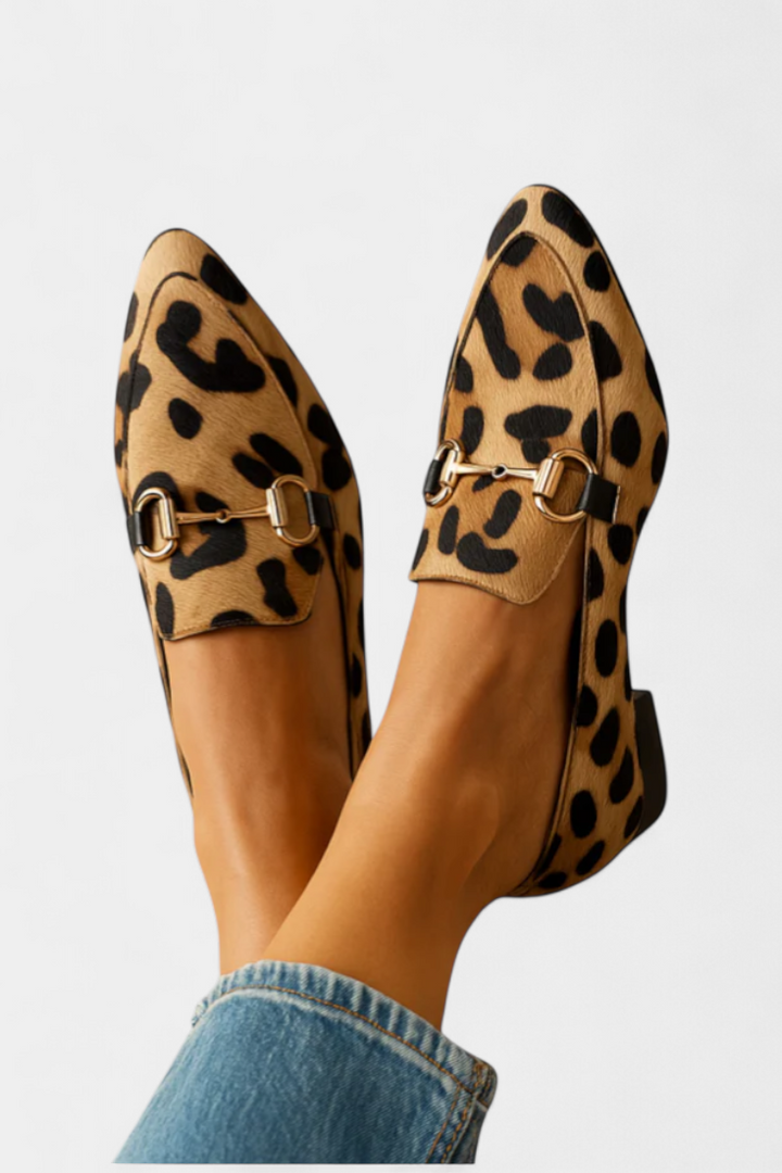 Mocasíni Lillian com Fivela Metálica