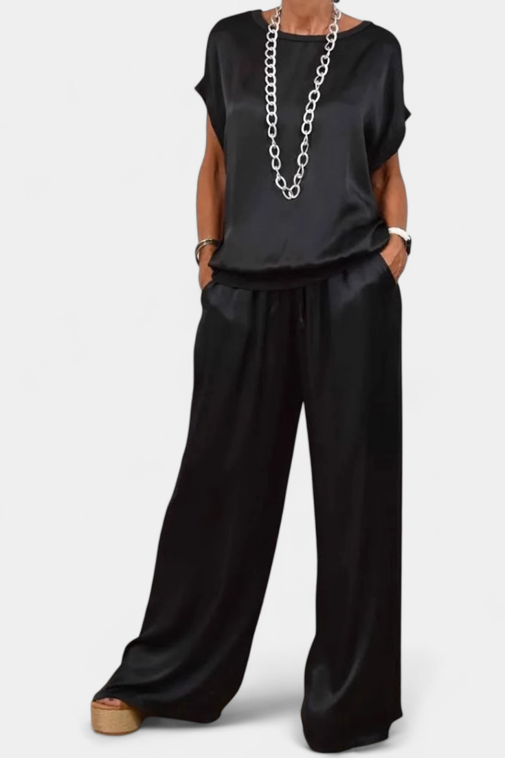 Blasa Dviejų Dalių Pavasario Komplektas su Išskirtiniu Stiliumi