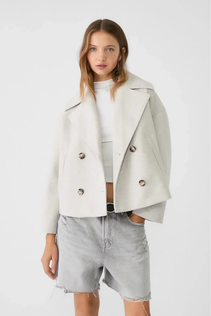 Destiny | Dviejų mygtukų trumpas švarkas